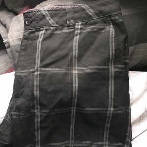 O’Neill men’s plaid shorts